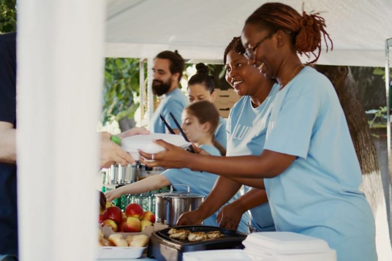 Volunteer team helping the homeless